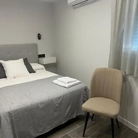 Turisticos Aires De La Vera 아파트