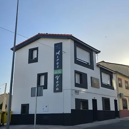 Turisticos Aires De La Vera * جاريز دي لا فيرا