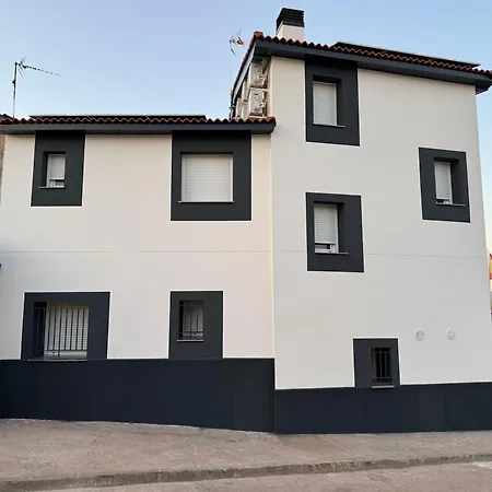 Turisticos Aires De La Vera Apartment